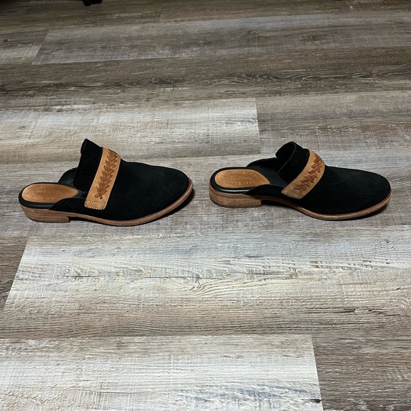 Kork-ease Women’s size 9 barely worn slides/clogs - Picture 2 of 3